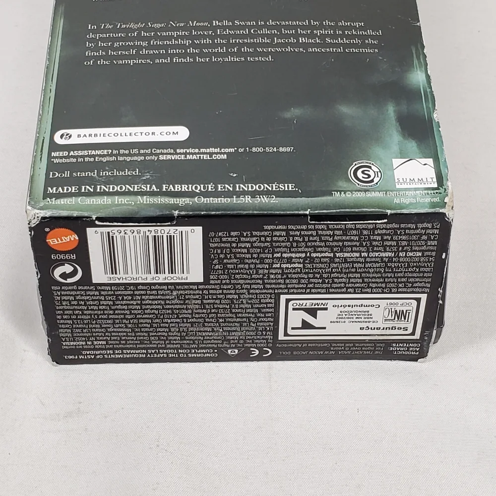 BARBIE TWILIGHT SAGA NEW MOON - JACOB BLACK Collector Doll 2009 - New in Box. - Picture 12 of 13